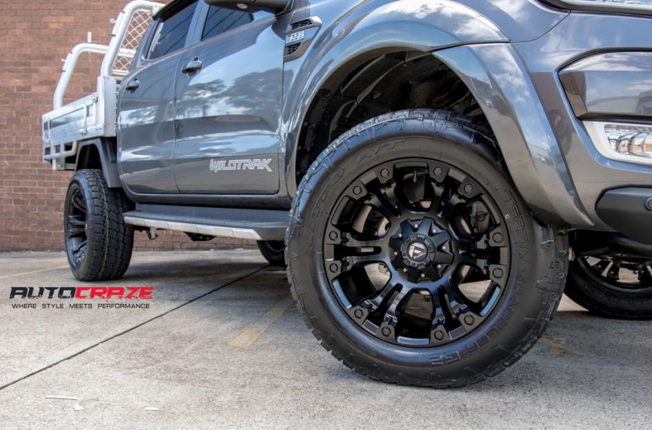 FORD-RANGER-VAPOR-MATTE-BLACK